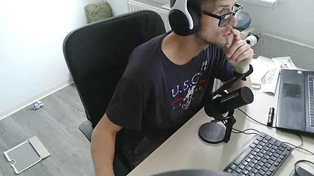StephPra94 online show from 07/14/26, 12:44