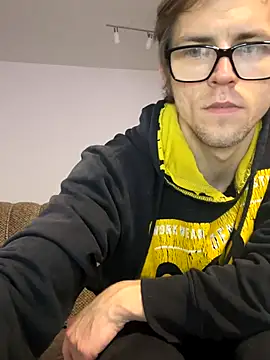 StephPra94 online show from 10/29/25, 08:19