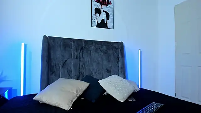 Cloy Areo online show from 12/22/25, 11:54