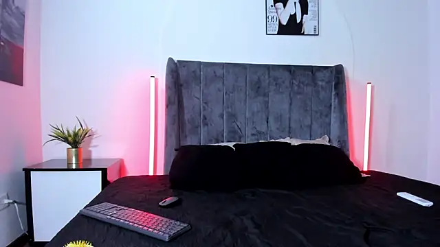 Cloy Areo online show from 04/08/26, 11:55