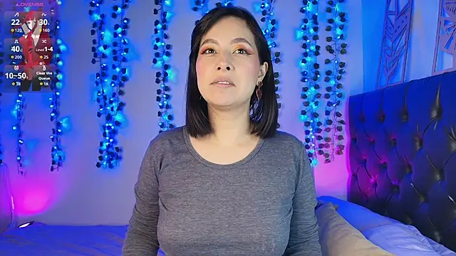 Eris Velvet online show from 11/04/25, 04:16