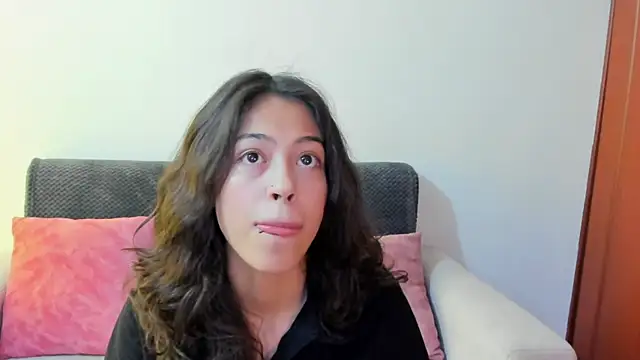 emily jonessxx online show from 11/24/25, 07:14