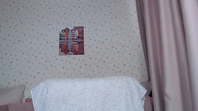 little paw  online show from 11/21/25, 06:23