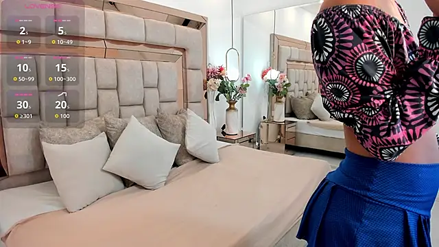 karolebonyy online show from 11/08/25, 12:42