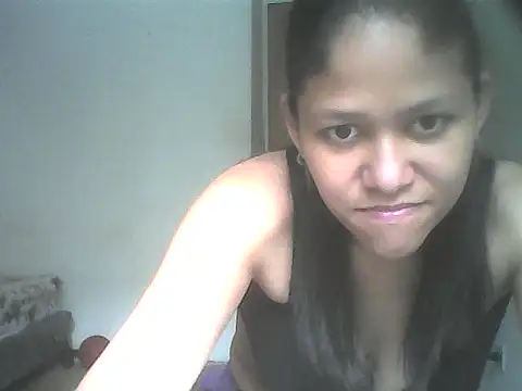 Snapshot of Yanananyx chatting on 10/27/25, 12:50 Yanananyx online show from 10/27/25, 12:50