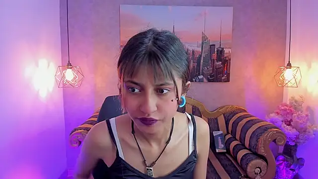 Snapshot of Noa_clk chatting on 11/05/25, 04:04 Noa clk online show from 11/05/25, 04:04