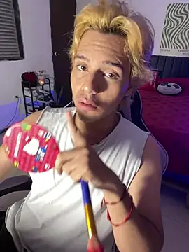 Snapshot of Habel__moretti chatting on 02/22/26, 07:37 Habel moretti online show from 02/22/26, 07:37