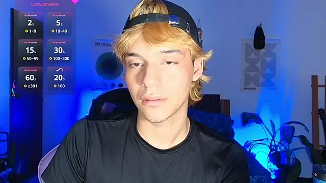 Snapshot of Habel__moretti chatting on 03/01/26, 07:14 Habel moretti online show from 03/01/26, 07:14