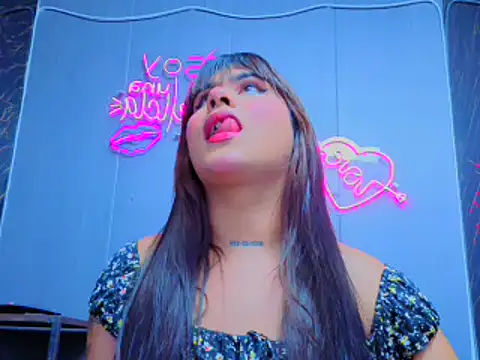 Snapshot of yumii_sweet chatting on 11/07/25, 01:43 yumii sweet online show from 11/07/25, 01:43