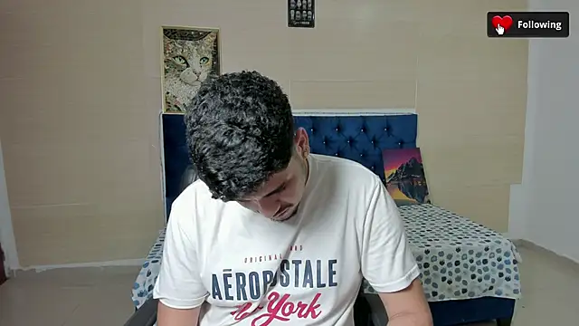 Snapshot of master_dante_1 chatting on 10/31/25, 04:31 master dante 1 online show from 10/31/25, 04:31