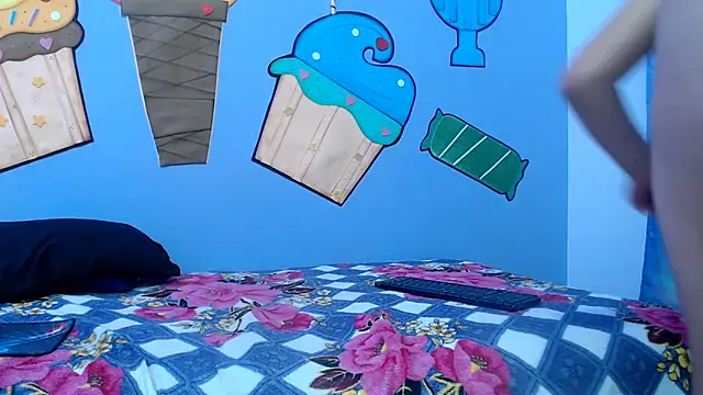 katty18love18 online show from 12/14/25, 01:23