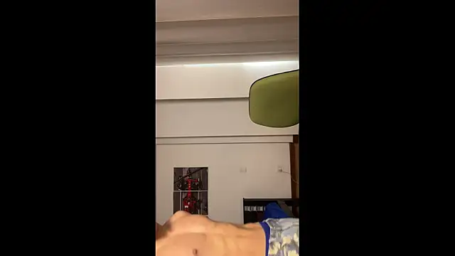 JUSTIN JHONS online show from 12/15/25, 04:13