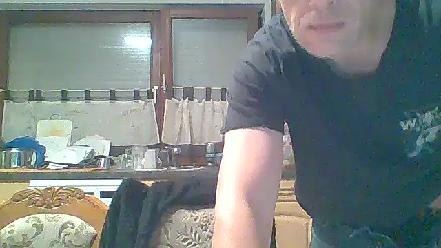 tommy3300 online show from 11/15/25, 04:05