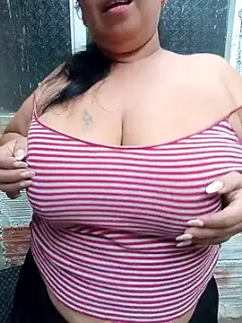 mother2-divorced online show from 02/24/26, 01:12