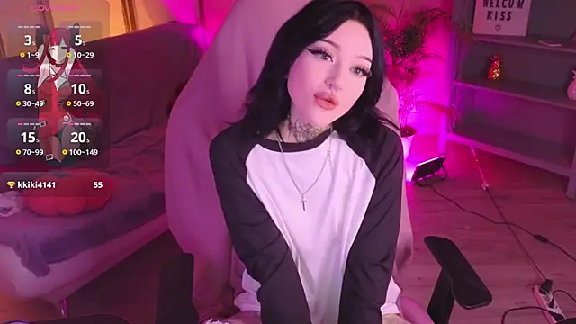 Emma Kirks online show from 05/26/26, 12:36