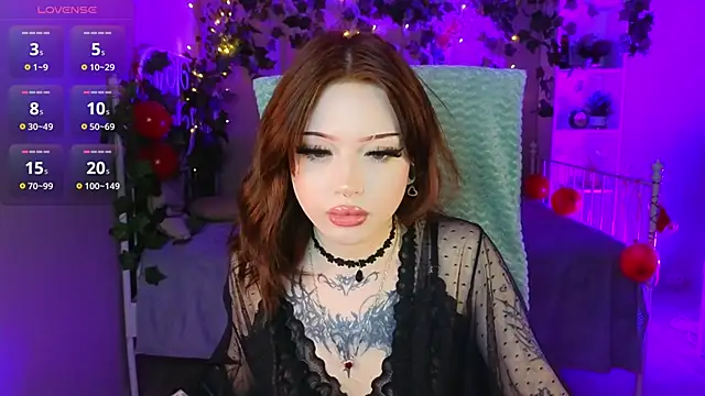 Emma Kirks online show from 02/15/26, 03:44