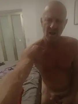 Snapshot of Marco06380 chatting on 10/22/25, 04:50 Marco06380 online show from 10/22/25, 04:50