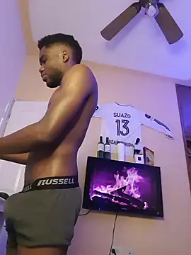 Snapshot of Suamyst_25 chatting on 01/16/26, 08:35 Suamyst 25 online show from 01/16/26, 08:35