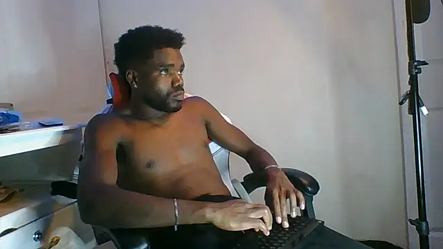 Suamyst 25 online show from 06/07/26, 04:39