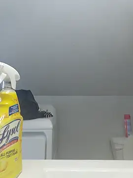 BulbasaurIsmettv online show from 10/30/25, 03:42