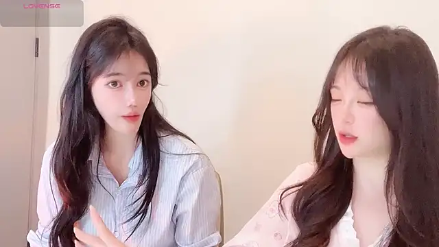 Follyise online show from 06/20/26, 02:11