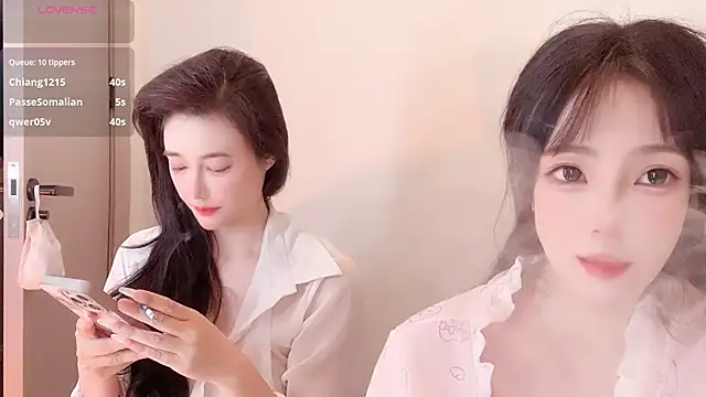 Follyise online show from 06/19/26, 02:12