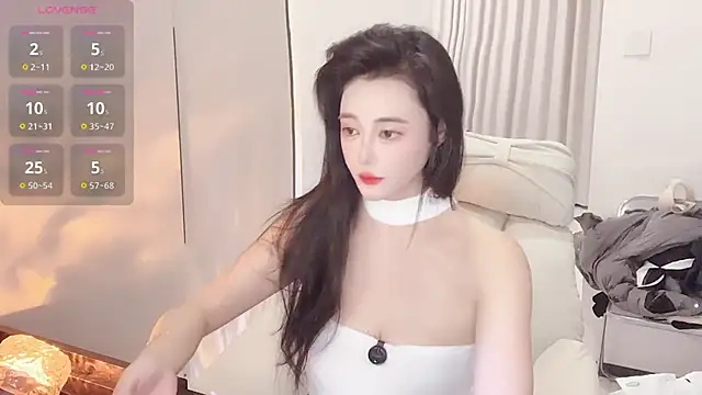 Follyise online show from 06/15/26, 07:08