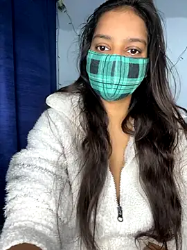 Cute Marina online show from 11/17/25, 05:44