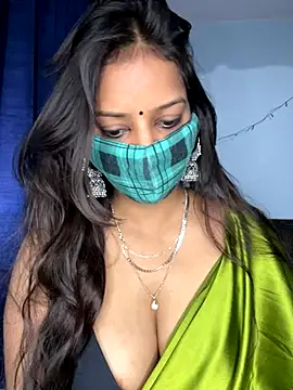 Cute Marina online show from 11/24/25, 07:08