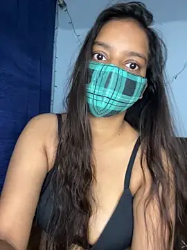 Cute Marina online show from 11/18/25, 05:33