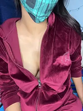 Cute Marina online show from 11/13/25, 08:40