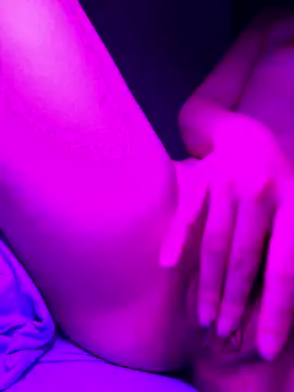 LunaKissing online show from 10/24/25, 03:38