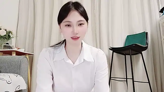 yuyan3929 online show from 04/02/26, 01:46