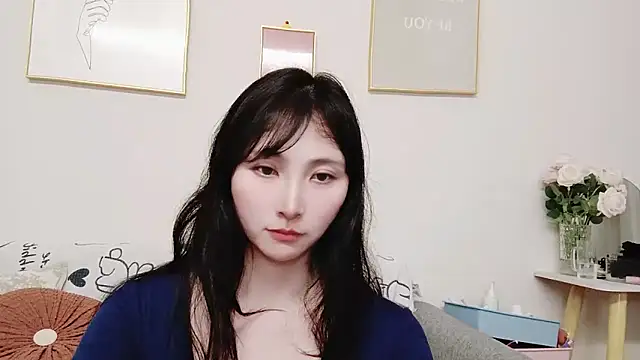 Snapshot of yuyan3929 chatting on 06/07/26, 02:11 yuyan3929 online show from 06/07/26, 02:11