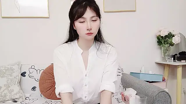 Snapshot of yuyan3929 chatting on 06/08/26, 01:28 yuyan3929 online show from 06/08/26, 01:28