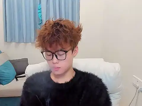 L1kuto online show from 10/25/25, 10:03