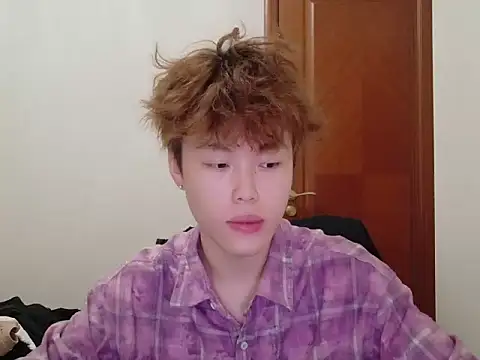 L1kuto online show from 10/29/25, 11:42