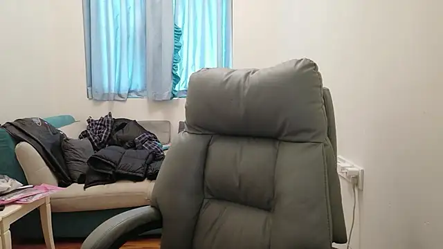 L1kuto online show from 02/05/26, 08:21