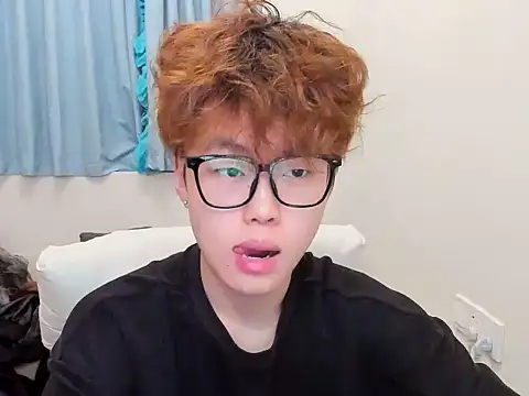 L1kuto online show from 11/02/25, 03:39