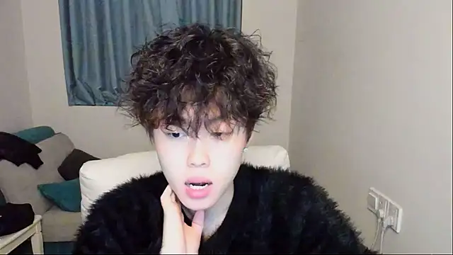 L1kuto online show from 11/24/25, 11:54