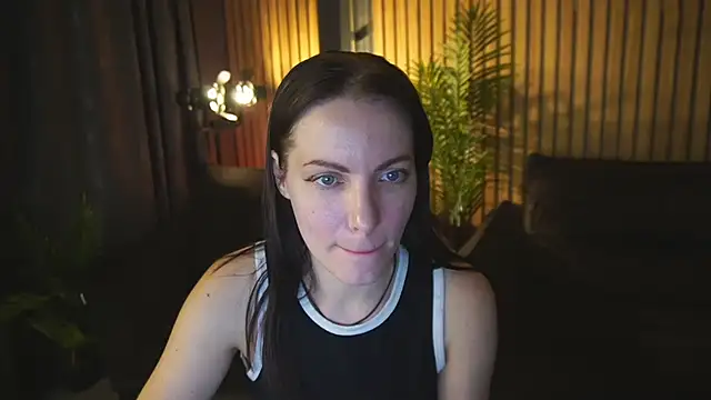 SofieMoons online show from 12/01/25, 01:56