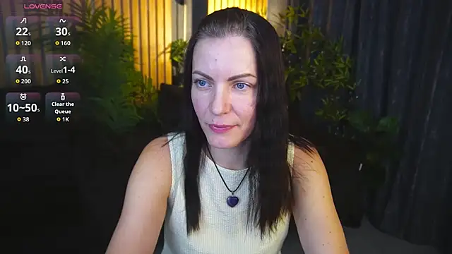 SofieMoons online show from 10/29/25, 02:05