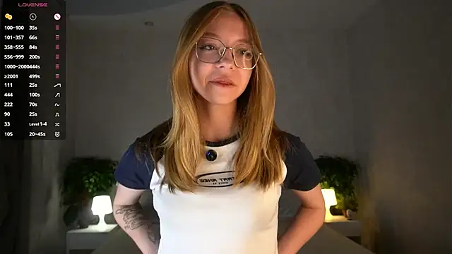 BarbaraViggiani online show from 11/26/25, 05:57