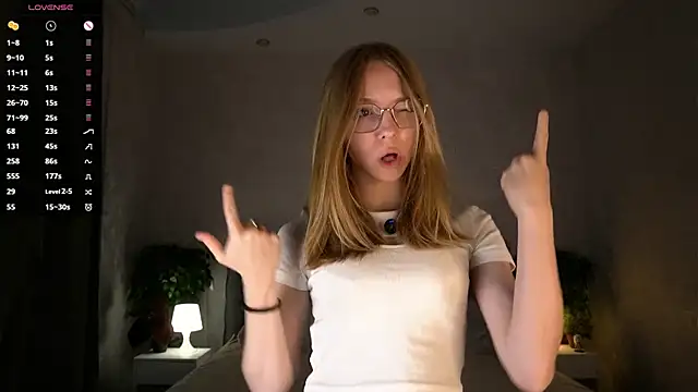 BarbaraViggiani online show from 11/17/25, 05:06