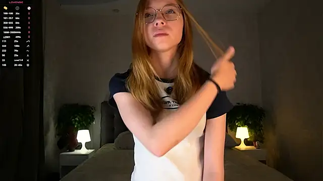 BarbaraViggiani online show from 11/22/25, 06:51