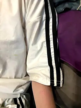 Emily-y online show from 12/22/25, 01:00