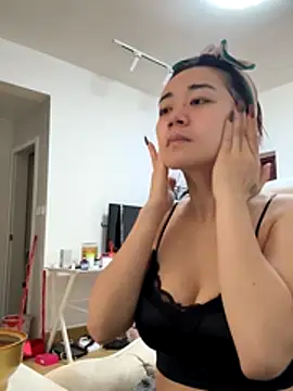 Snapshot of vivi-tara chatting on 11/08/25, 05:55 vivi-tara online show from 11/08/25, 05:55