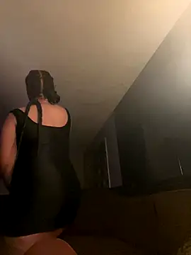 CreammieDelite online show from 10/30/25, 07:28