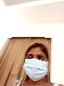 royalgirl321 online show from 11/08/25, 02:31