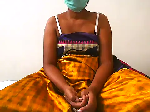 royalgirl321 online show from 12/02/25, 05:58